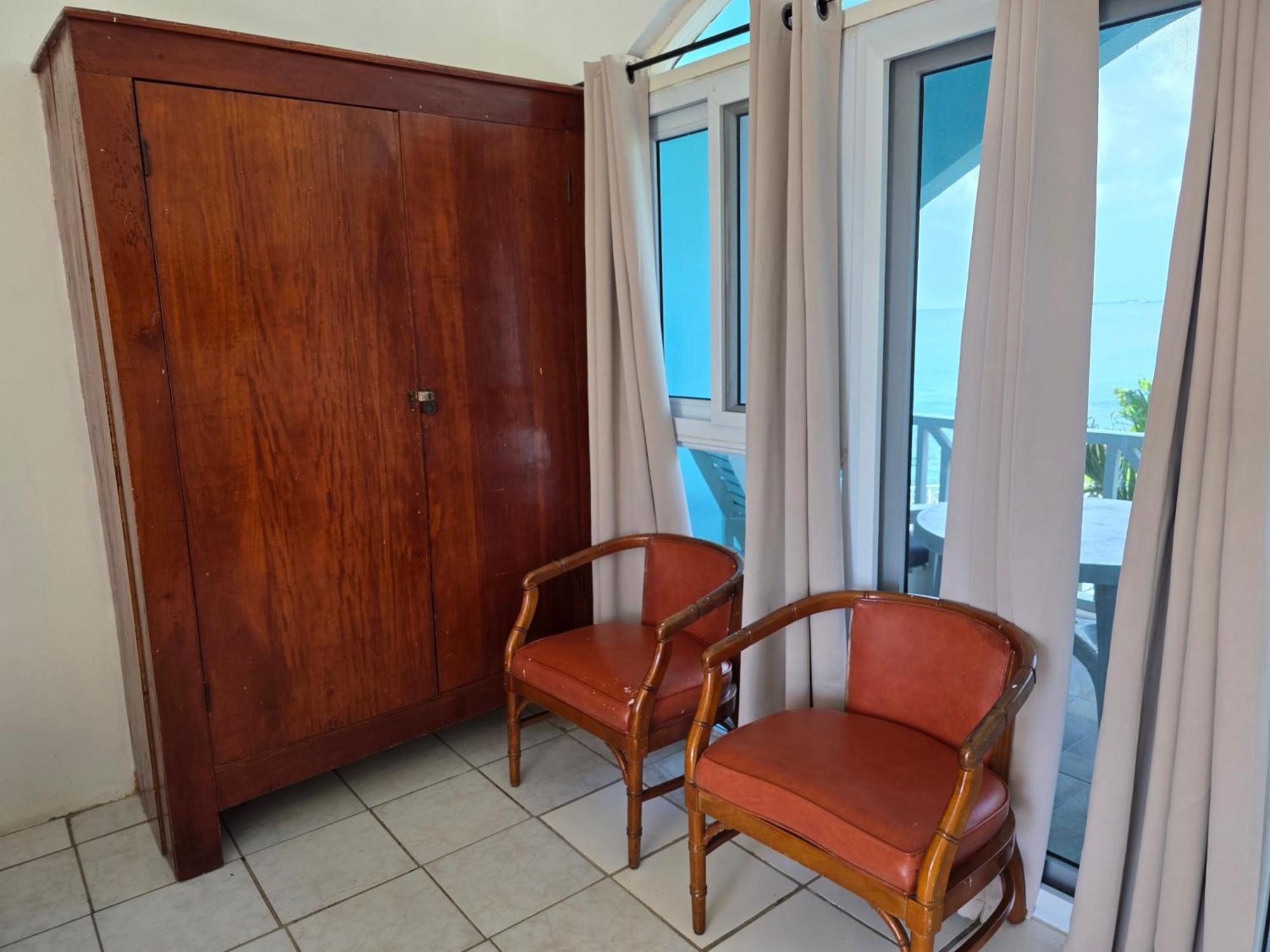 Home Sweet Home Resort Негрил Экстерьер фото