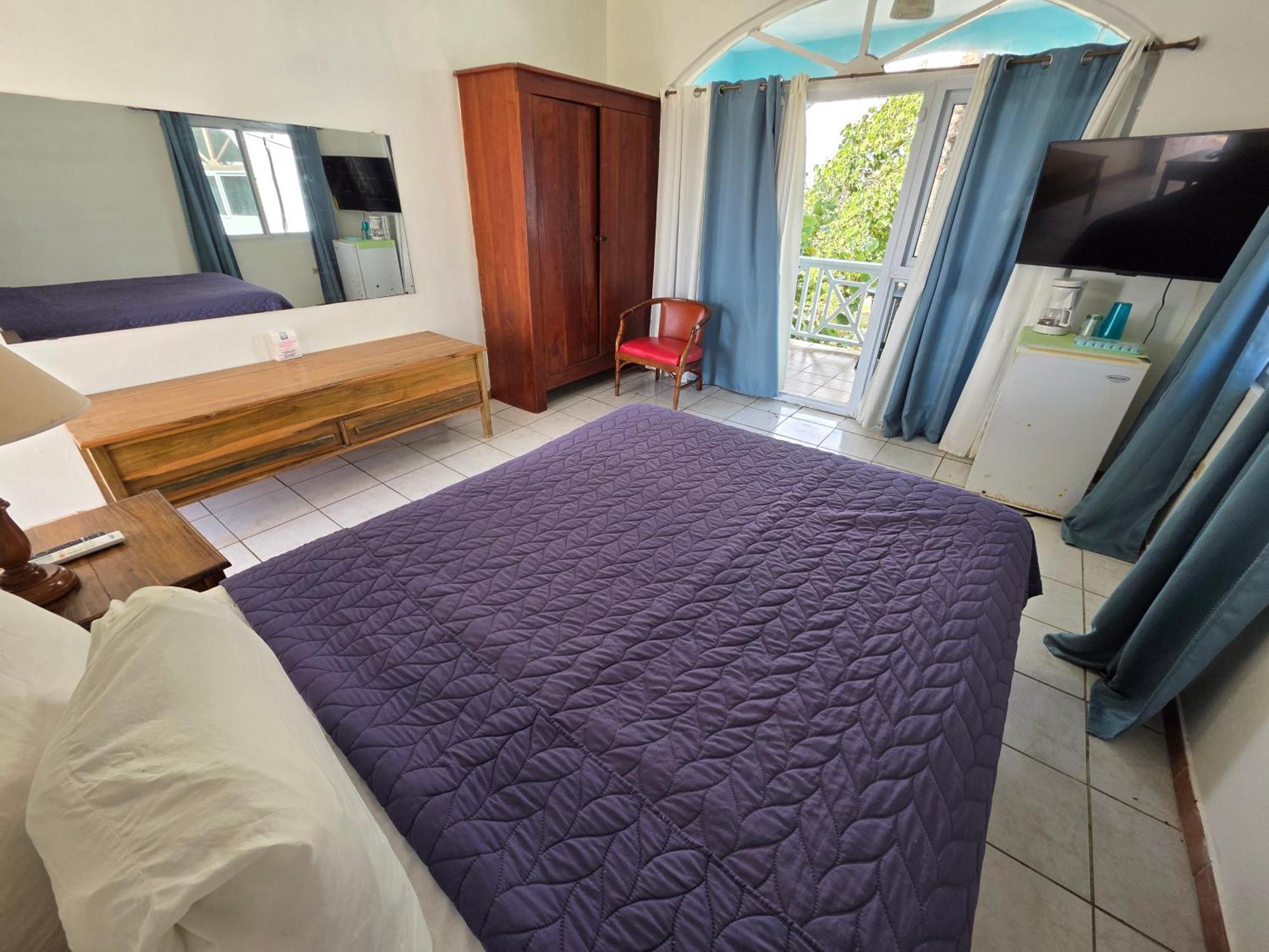 Home Sweet Home Resort Негрил Экстерьер фото