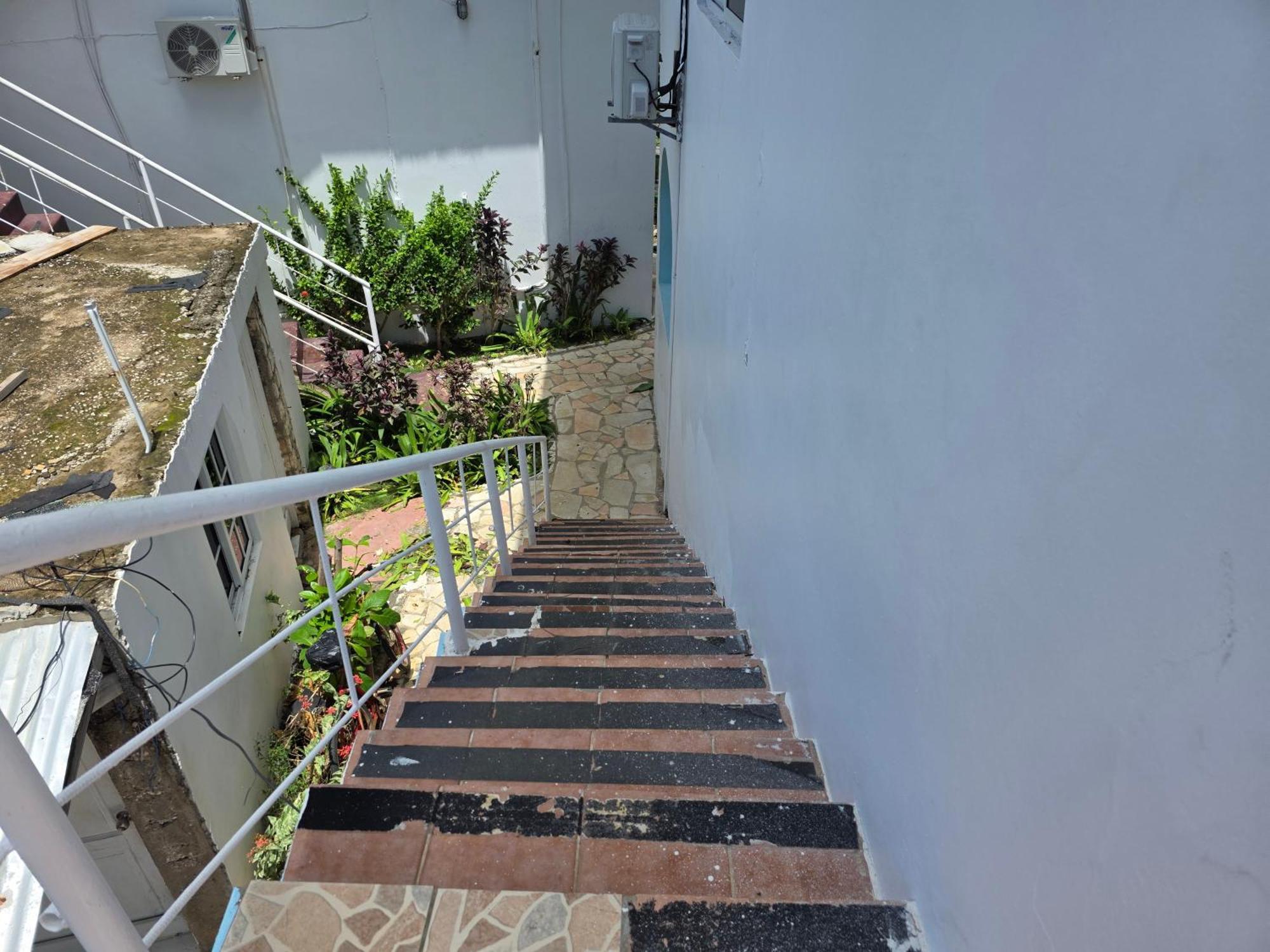 Home Sweet Home Resort Негрил Экстерьер фото